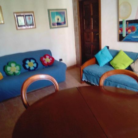 Appartement L'Impossibile à Appiano Gentile Extérieur photo