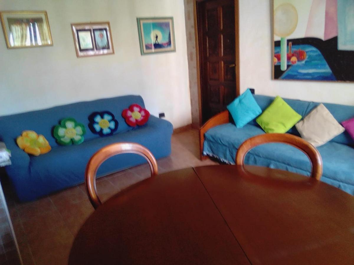 Appartement L'Impossibile à Appiano Gentile Extérieur photo